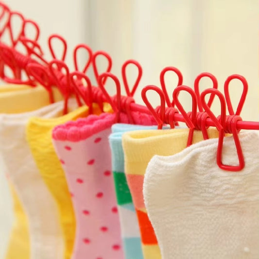 Elastic Flexible Cloth Hanging Rope With 12 Metals Clips With Free Home Delivery